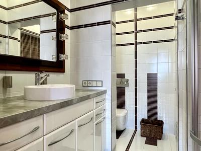квартира за адресою Київ, Татарська вул., 7