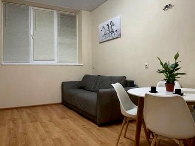 квартира по адресу Парижской Коммуны ул., 4