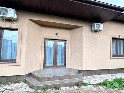 будинок за адресою Канівська вул.