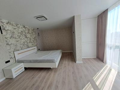 квартира за адресою Білогірська вул., 15