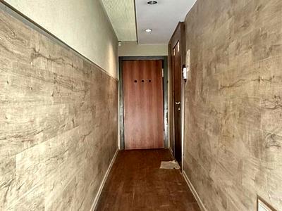 комерційна за адресою Костельна вул., 10