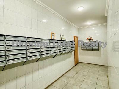 квартира по адресу Миколы Бажана просп., 10