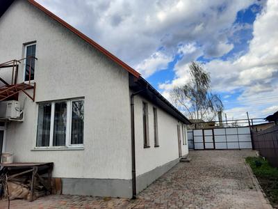 дом по адресу п. Усатово, Комарова, 222