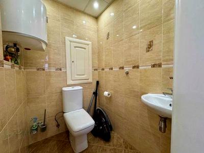 квартира за адресою Миколи Амосова вул., 4
