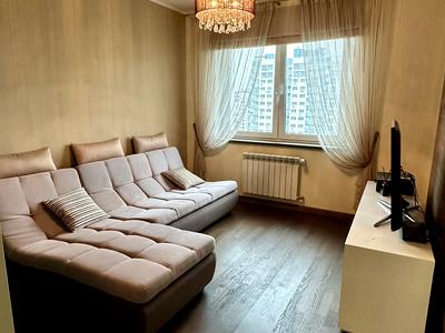 квартира за адресою Патріарха Мстислава Скрипника вул., 40