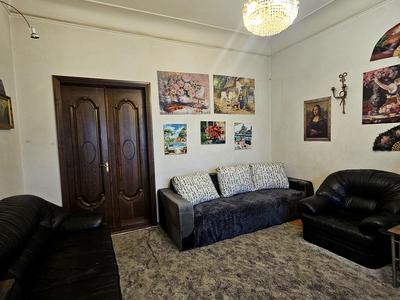 квартира за адресою Дмитра Яворницького просп. (Карла Маркса), 90