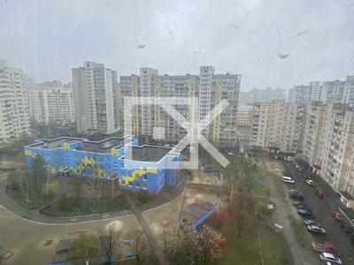 квартира за адресою Лариси Руденко вул., 5