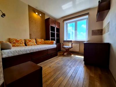 квартира за адресою Святошинська пл., 1