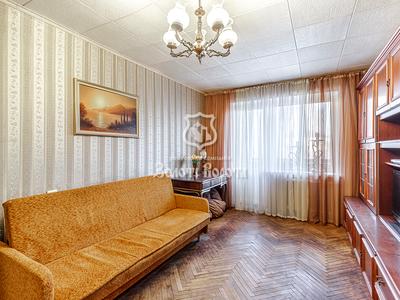 квартира за адресою Верховної Ради бульв., 33/1