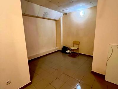 комерційна за адресою Івано-Франківськ, Василя Симоненка вул., 45