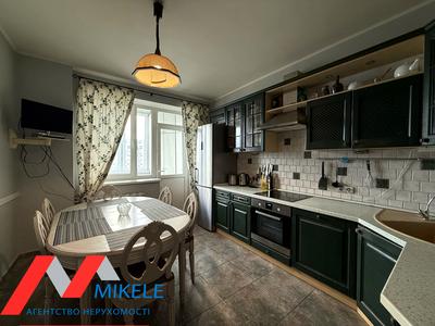 квартира по адресу Миколы Бажана просп., 14
