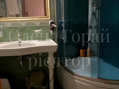 квартира за адресою Осіння вул., 33