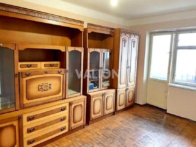 квартира за адресою Дніпровська набережна вул., 11-А