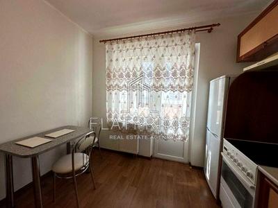 квартира за адресою Русовой 7, 7