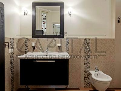 квартира за адресою Шота Руставелі вул., 44