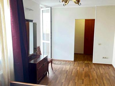 квартира за адресою Соломії Крушельницької вул., 13