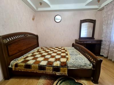 квартира за адресою Мілютенка вул., 10/1