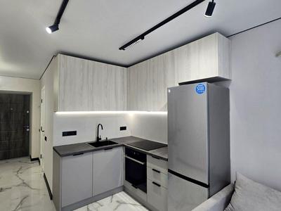квартира за адресою Залізнична вул., 7