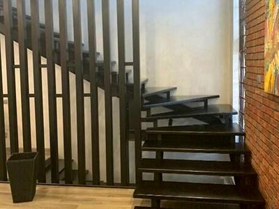 будинок за адресою с. Байківці, Богдана Хмельницького вул., 1