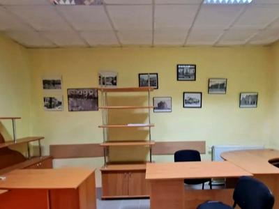 коммерческая по адресу Корятовича пл., 15