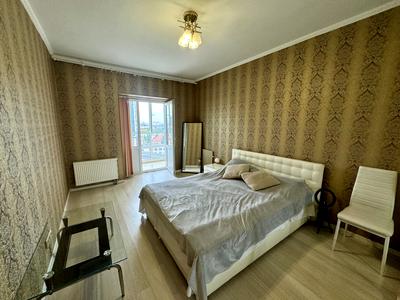 квартира за адресою Патріарха Мстислава Скрипника вул., 48-А