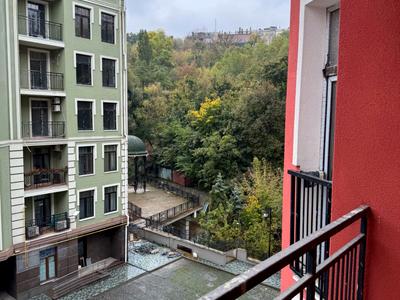 квартира за адресою Дегтярна вул., 22-А