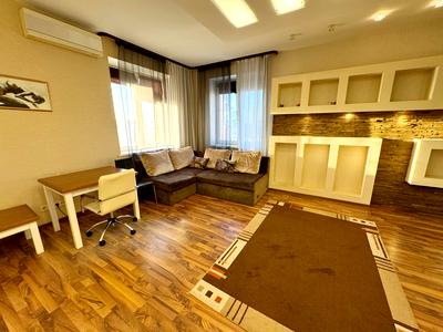 квартира по адресу Владимира Ивасюка просп. (Героїв Сталінграду), 4