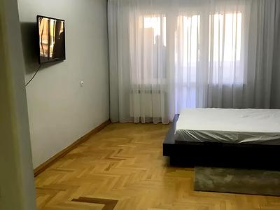 квартира за адресою Михайла Грушевського вул., 14