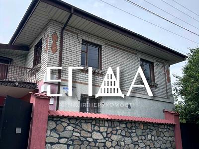 будинок за адресою Каштанова вул., 8