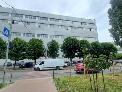 коммерческая по адресу Михайла Грушевського бульв., 13