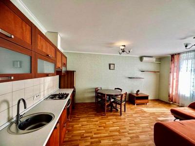 квартира за адресою Миколи Бажана просп., 12