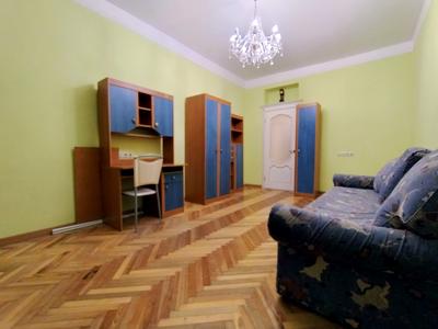 квартира за адресою Івана Світличного вул. (Петровського), 2