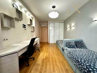 квартира за адресою Регенераторна вул., 4