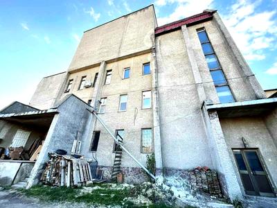 коммерческая по адресу Ясская ул. (Миколи Ковальчука), 3Б