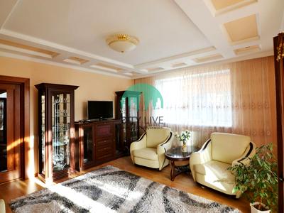 квартира по адресу Орлика Пилипа ул., 7