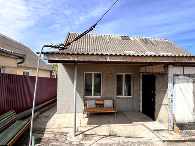 будинок за адресою Театральна, 18