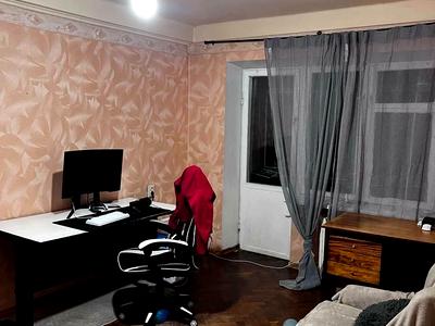 квартира за адресою Остапа Вишні вул., 7