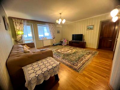 квартира за адресою Дмитра Чижевського вул. (Петра Чаадаєва), 2-Б