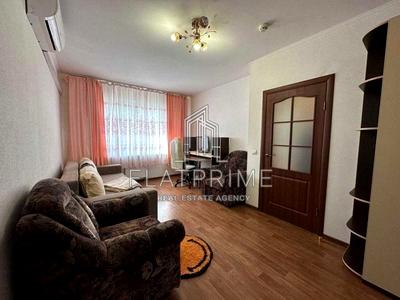 квартира за адресою Русовой 7, 7