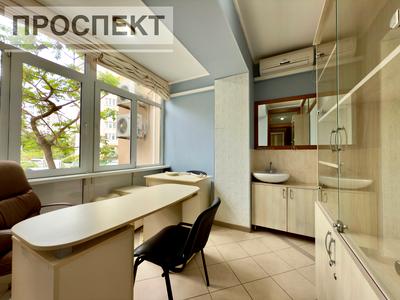комерційна за адресою Суми, Харківська вул., 3/2