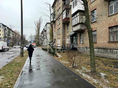 комерційна за адресою Сергія Набоки вул., 13/9