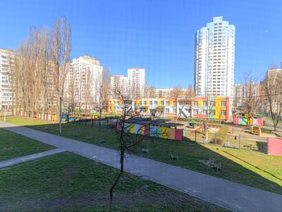 квартира за адресою Ревуцького вул., 7