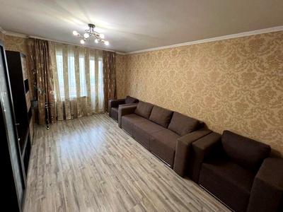 квартира за адресою Анни Ахматової вул., 11