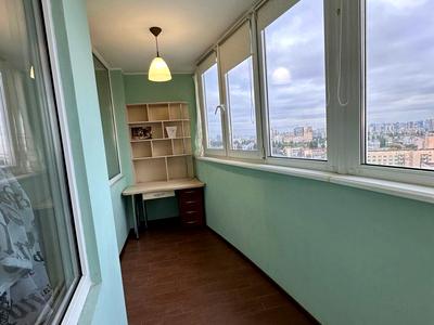 квартира за адресою Авіаконструктора Ігоря Сікорського вул. (Танкова), 1