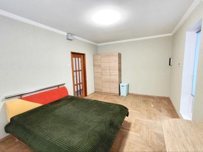 квартира по адресу Анны Ахматовой ул., 4
