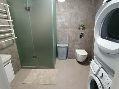 квартира за адресою Олександра Олеся вул., 5