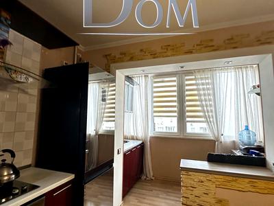 квартира за адресою Тополина вул., 18/2