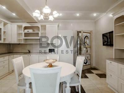 квартира за адресою Кропивницького вул., 8