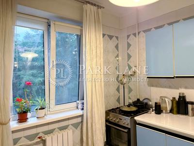 квартира за адресою Захарівська вул., 7