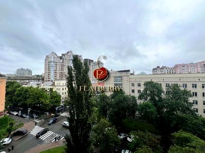 квартира по адресу Киев, Богдана Хмельницкого ул., 39